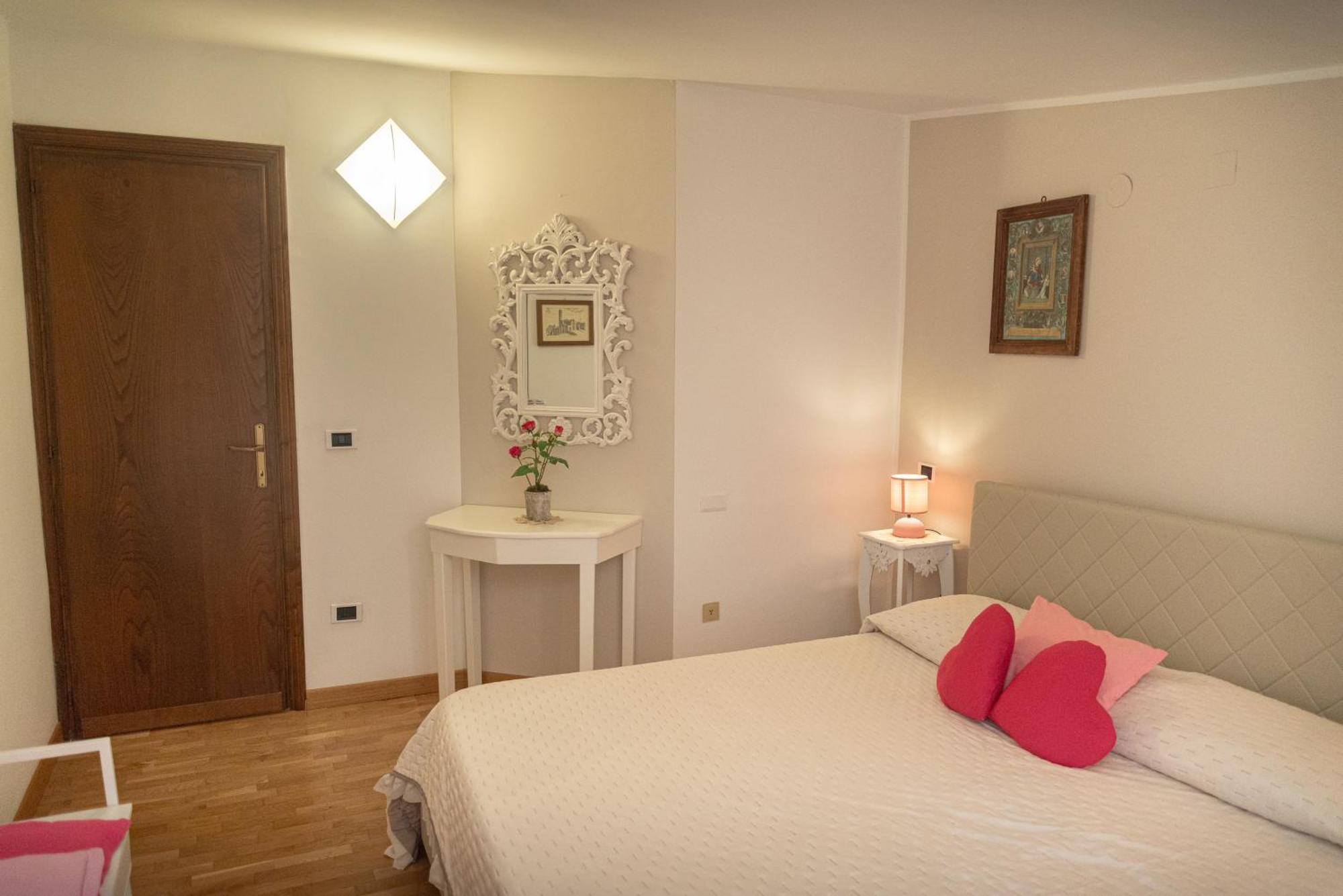 B&B Il Chiostro Ассізі Екстер'єр фото